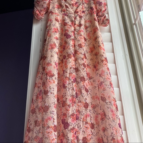 Strangers & Lovers beautiful floral dress - Picture 4 of 6